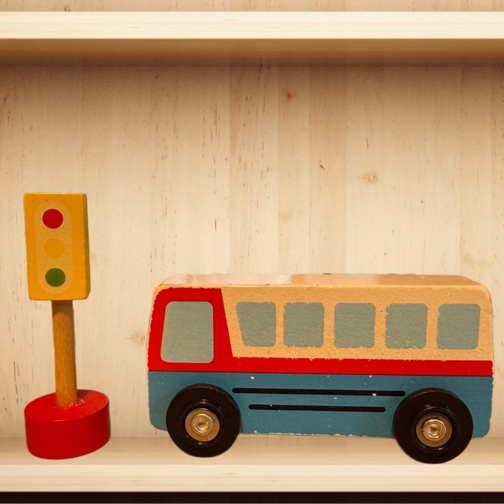 🛍️2/$15 Melissa & Doug Circus Train Playset with Wooden Tracks - Picture 6 of 8